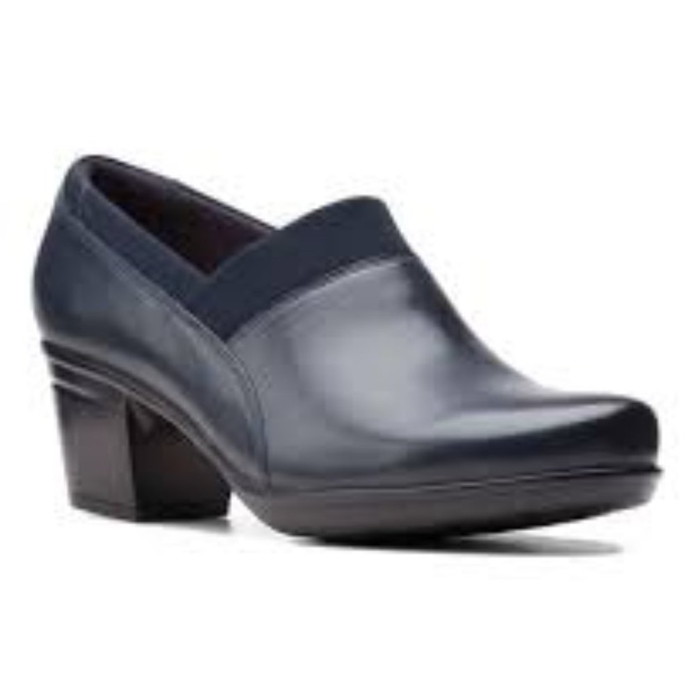 New in Box Clarks Women's Emslie Summit Loafer Navy 9.5 M